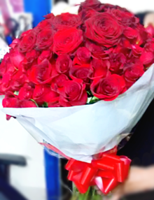 100-red-roses-bouquet-valentines-flowers-the-little-flower-shop
