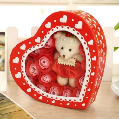 rose-soap-flowers-gift-box-flowers-the-little-flower-shop-florist-london-rose-bear-bouquet-builder-roses-bouquet-valentines-gifts-online 2